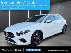 Weiß Gebraucht 2024 Mercedes A200 Progressive Limousine | 29.980 € (Fairer Preis)