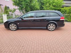 Schwarz Gebraucht 2007 Opel Vectra Edition+ Kombi | 800 € (Superpreis)