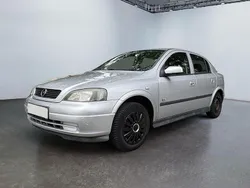Grau Gebraucht 2003 Opel Astra Limousine | 2.000 € (Fairer Preis)