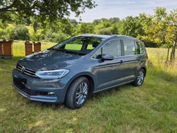 Grau Gebraucht 2021 VW Touran Highline Van / Kleinbus | 29.750 € (Guter Preis)
