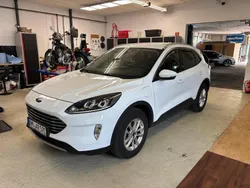 Weiß Gebraucht 2021 Ford Kuga Cool & Connect SUV | 19.200 € (Superpreis)