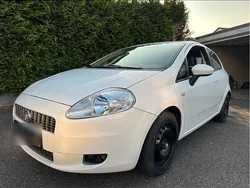 Weiß Gebraucht 2009 Fiat Punto Kleinwagen | 1.200 € (Fairer Preis)