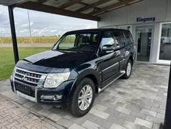 Gebraucht 2015 Mitsubishi Pajero Diamant Edition SUV | 29.490 € (Fairer Preis)