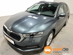 Grau Gebraucht 2021 Skoda Octavia Ambition Kombi | 22.950 € (Guter Preis)