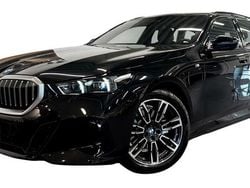 Schwarz Gebraucht 2025 BMW 530e M Sport Kombi | 59.488 € (Superpreis)