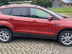 Rot Gebraucht 2017 Ford Kuga Titanium SUV | 16.900 € (Fairer Preis)