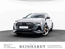 Daytonagrau perleffekt Gebraucht 2022 Audi e-tron Sportback Ambiente SUV | 48.765 € (Fairer Preis)
