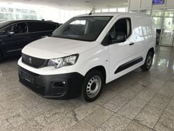 Weiss Gebraucht 2020 Peugeot Partner Premium Van / Kleinbus | 10.984 € (Guter Preis)