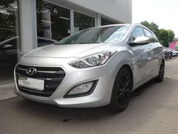 Silber Gebraucht 2015 Hyundai i30 Kombi | 9.900 € (Etwas zu teuer)