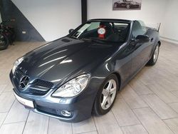 Grau Gebraucht 2010 Mercedes SLK300 Cabrio | 10.990 € (Fairer Preis)