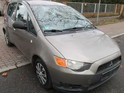Grau Gebraucht 2008 Mitsubishi Colt Inform Kleinwagen | 1.650 € (Fairer Preis)