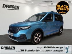 Blau Gebraucht 2024 Ford Tourneo Connect Van / Kleinbus | 32.450 € (Etwas zu teuer)