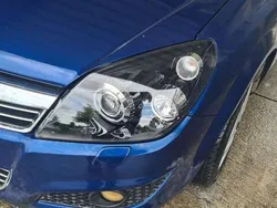 Ultrablau mi2 Gebraucht 2008 Opel Astra Kombi | 1.000 € (Superpreis)