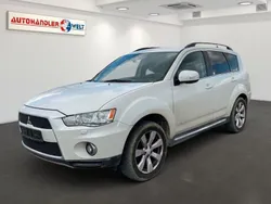 Weiß Gebraucht 2010 Mitsubishi Outlander Invite SUV | 3.699 € (Superpreis)