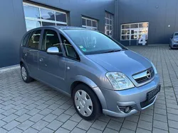 Silber Gebraucht 2009 Opel Meriva Edition Van / Kleinbus | 2.490 € (Guter Preis)