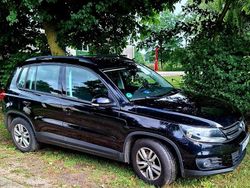 Schwarz Gebraucht 2014 VW Tiguan SUV | 10.700 € (Fairer Preis)