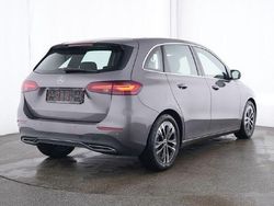 Gebraucht 2024 Mercedes B200 Van / Kleinbus | 34.790 € (Fairer Preis)