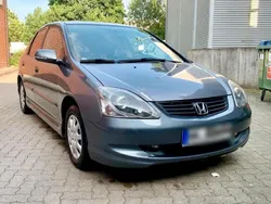 Grau Gebraucht 2005 Honda Civic Kleinwagen | 2.500 € (Fairer Preis)