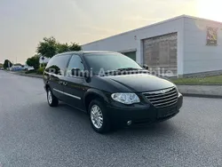 Schwarz Gebraucht 2008 Chrysler Grand Voyager Limited Van / Kleinbus | 5.570 € (Etwas zu teuer)