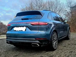 Blau Gebraucht 2017 Porsche Cayenne SUV | 49.999 € (Teuer)
