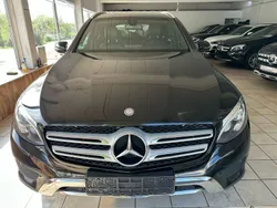 Schwarz unilack Gebraucht 2016 Mercedes GLC220 SUV | 18.921 € (Fairer Preis)