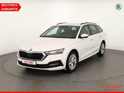 Weiß Gebraucht 2020 Skoda Octavia Kombi | 23.950 € (Fairer Preis)