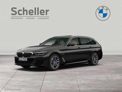 Black sapphire Gebraucht 2022 BMW 530e M Sport Kombi | 37.900 € (Etwas zu teuer)