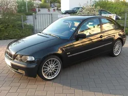 Schwarz metallic Gebraucht 2001 BMW 325 Limousine | 6.900 € (Teuer)