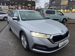 Silber Gebraucht 2020 Skoda Octavia Kombi | 15.499 € (Guter Preis)