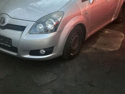 Gold Gebraucht 2007 Toyota Corolla Verso Van / Kleinbus | 3.500 €