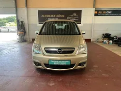 Silber Gebraucht 2007 Opel Meriva Edition Van / Kleinbus | 4.999 € (Teuer)