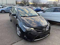 Schwarz Gebraucht 2013 Toyota Auris Limousine | 6.499 € (Fairer Preis)