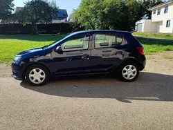 Blau Gebraucht 2016 Dacia Sandero Kleinwagen | 6.250 €
