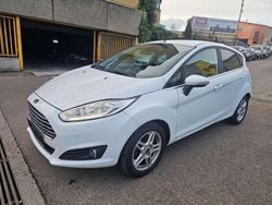 Frostweiß Gebraucht 2015 Ford Fiesta Titanium Kleinwagen | 6.999 € (Guter Preis)