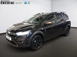 Perlmuttschwarz Neu 2025 Dacia Jogger Extreme Limousine | 24.275 € (Etwas zu teuer)