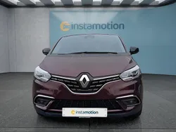 Rot Gebraucht 2021 Renault Grand Scénic IV Van / Kleinbus | 22.649 € (Fairer Preis)