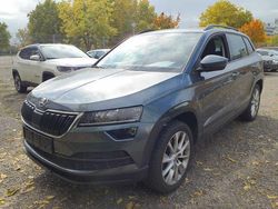 Quarzgrau metallic (metallic) Gebraucht 2019 Skoda Karoq Style SUV | 19.930 € (Etwas zu teuer)