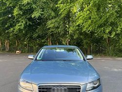 Blau Gebraucht 2010 Audi A4 Limousine | 6.000 € (Fairer Preis)
