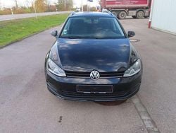 Schwarz Gebraucht 2014 VW Golf VII Comfortline Kombi | 9.550 € (Guter Preis)