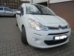 Weiß Gebraucht 2014 Citroën C3 PureTech Kleinwagen | 3.800 € (Fairer Preis)