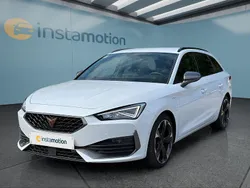 Weiß Gebraucht 2023 Cupra Leon Kombi | 26.699 € (Guter Preis)