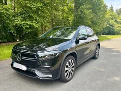 Schwarz Gebraucht 2022 Mercedes EQA300 AMG SUV | 34.999 € (Guter Preis)