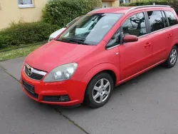 Rot Gebraucht 2007 Opel Zafira Sport Van / Kleinbus | 990 € (Superpreis)