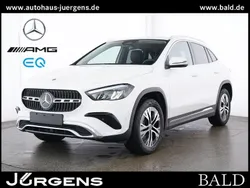 Weiss polarweiss Gebraucht 2024 Mercedes GLA250 Progressive SUV | 38.870 € (Superpreis)