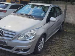 Silber Gebraucht 2010 Mercedes B180 Van / Kleinbus | 5.999 € (Fairer Preis)