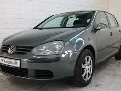 Grün Gebraucht 2004 VW Golf V Trendline Kleinwagen | 2.790 € (Fairer Preis)