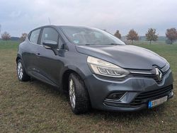 Grau Gebraucht 2016 Renault Clio IV Intens Kleinwagen | 7.500 € (Fairer Preis)