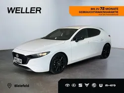 Weiss Gebraucht 2023 Mazda 3 Homura-Line Limousine | 21.990 € (Guter Preis)
