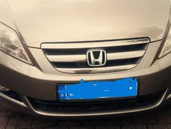 Grau Gebraucht 2007 Honda FR-V Executive Van / Kleinbus | 1.700 € (Fairer Preis)