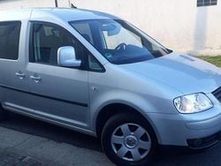 Silber Gebraucht 2010 VW Caddy Team Van / Kleinbus | 8.800 € (Fairer Preis)